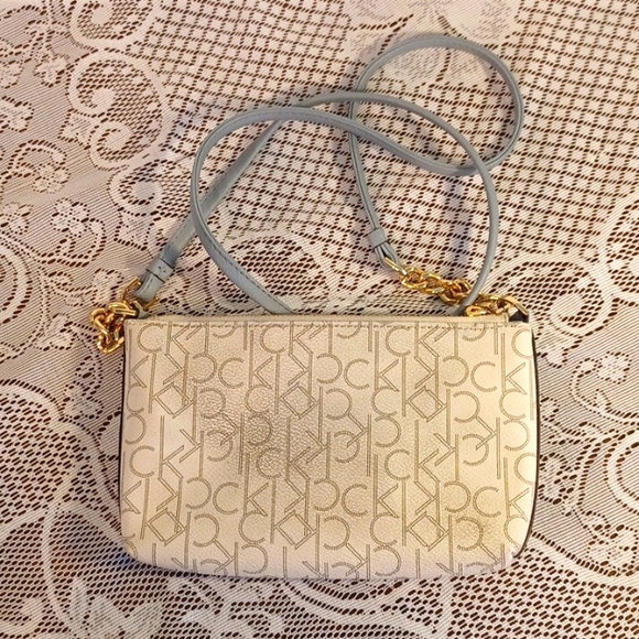 Calvin Klein monogram cross body bag 5682 - Picture 6 of 8